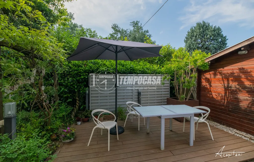 Terrasse - Terraced Villa with Private Garden in Modena
