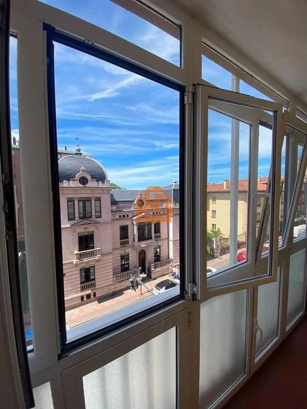 Balcone - Apartment with Terrace in León Centre