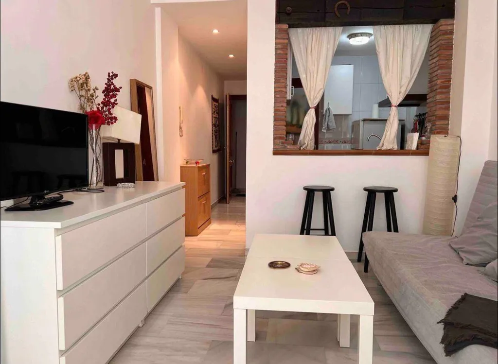Elutuba - Studio with Balcony near Beach in La Cala del Moral