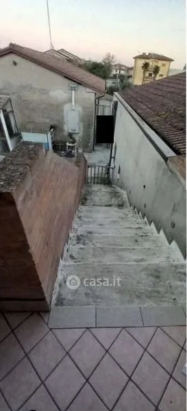 Pièces - Two-Storey House with Balcony in Taglio di Po