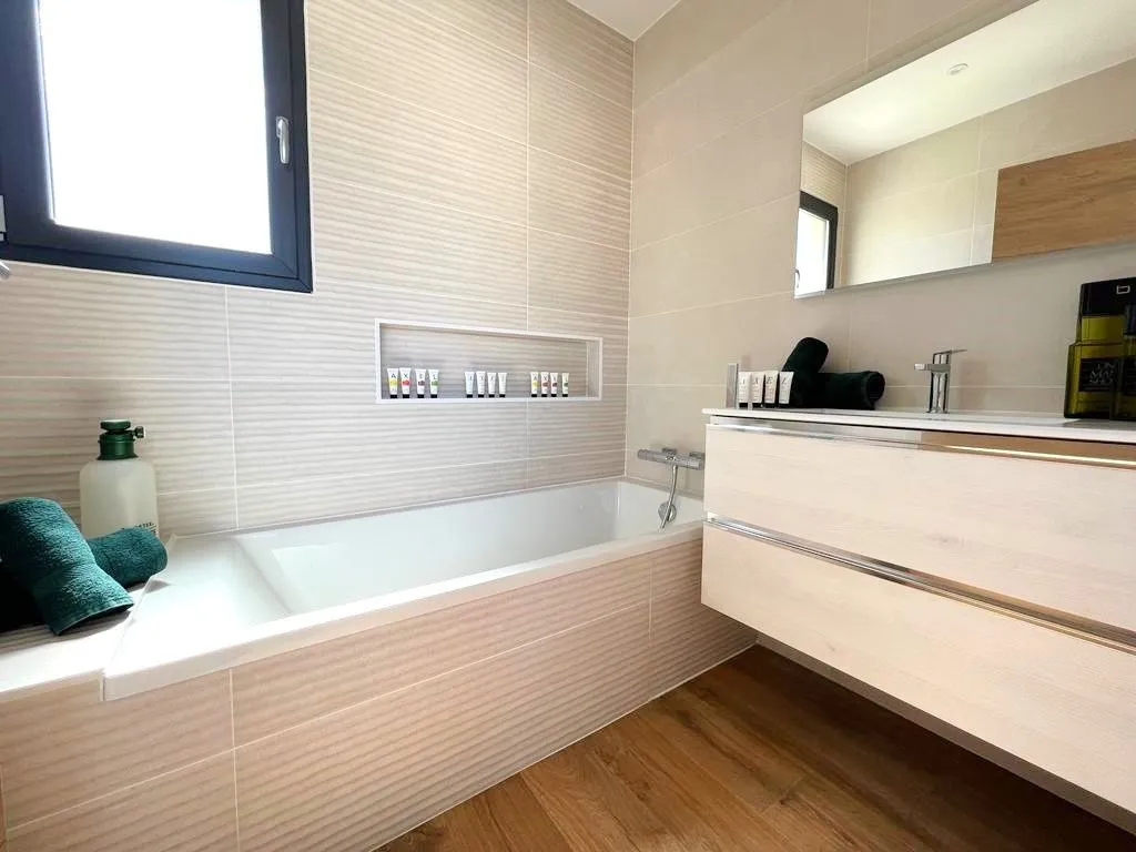 Vannitoad - Modern Villa with Pool in Perpignan