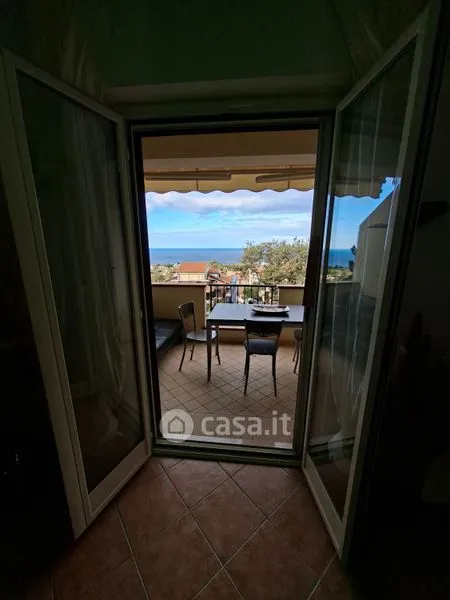 Söögituba - Apartment with Balcony and Sea View in Tropea