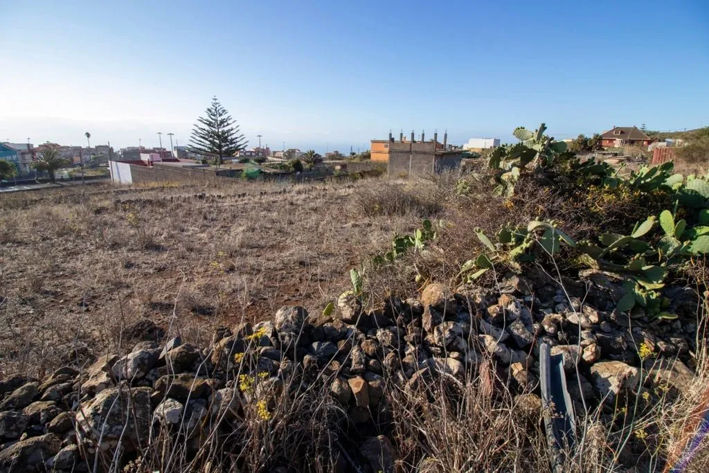 Garden - Building Land with Chalet Potential in El Rosario