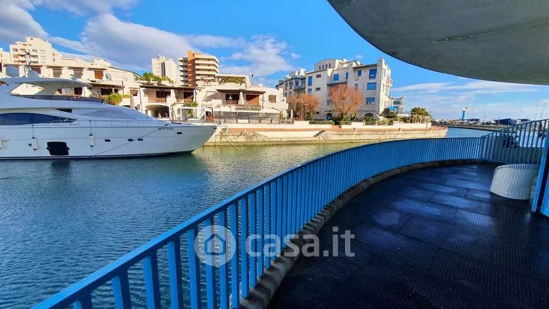 Terrass - Seafront Bilocale with Terrace in Misano Adriatico