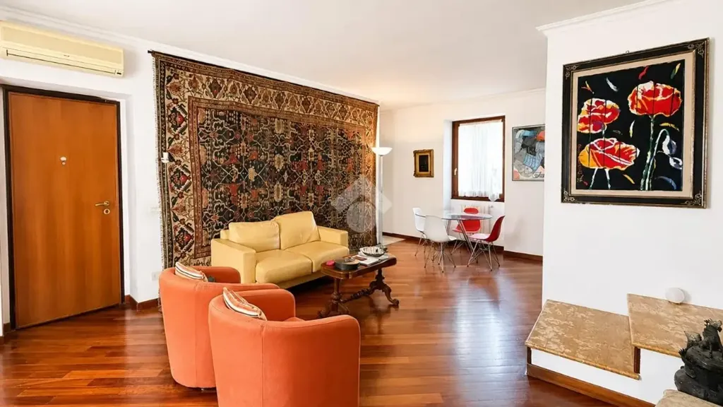 Soggiorno - Apartment with Terrace in Brescia
