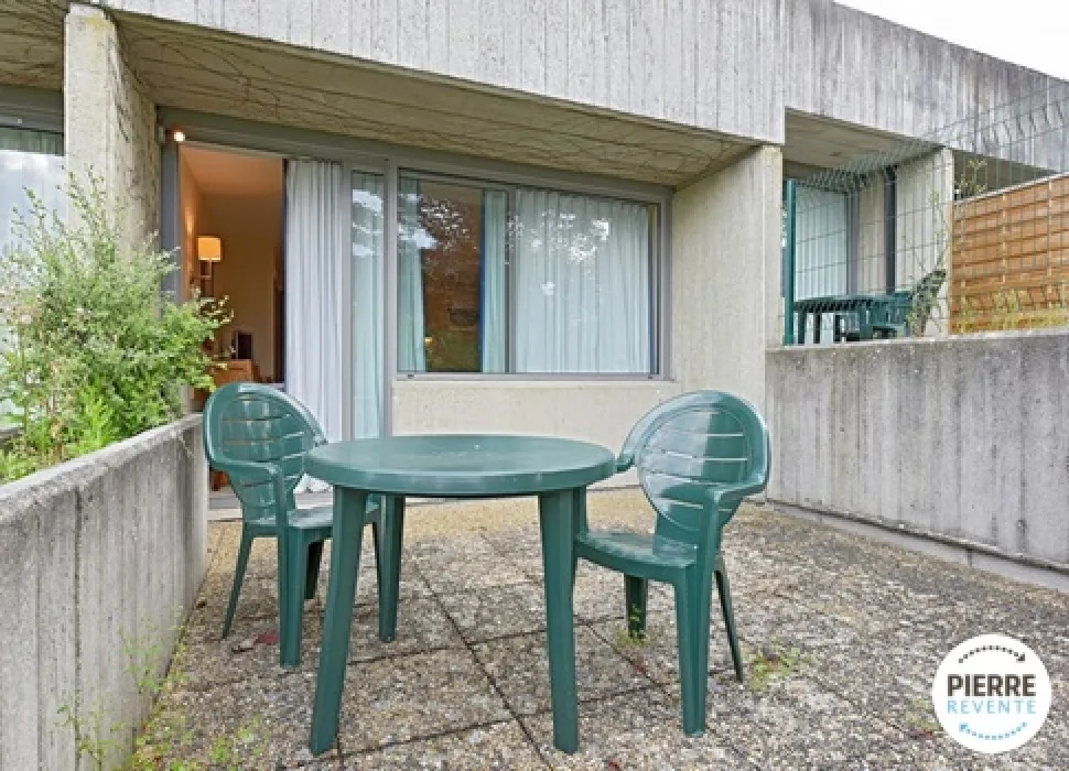 Terrasse - Appartement Studio avec Terrasse à Grospierres