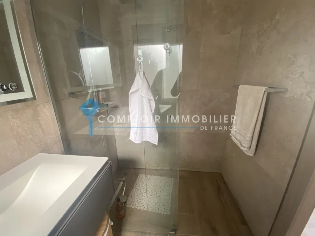 Salles de bain - Villa de Luxe avec Piscine à Mandelieu la Napoule