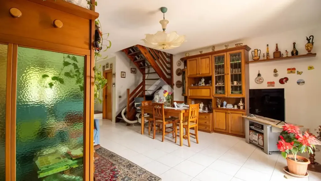 Salle à manger - Terraced Villa with Private Garden in Fermo