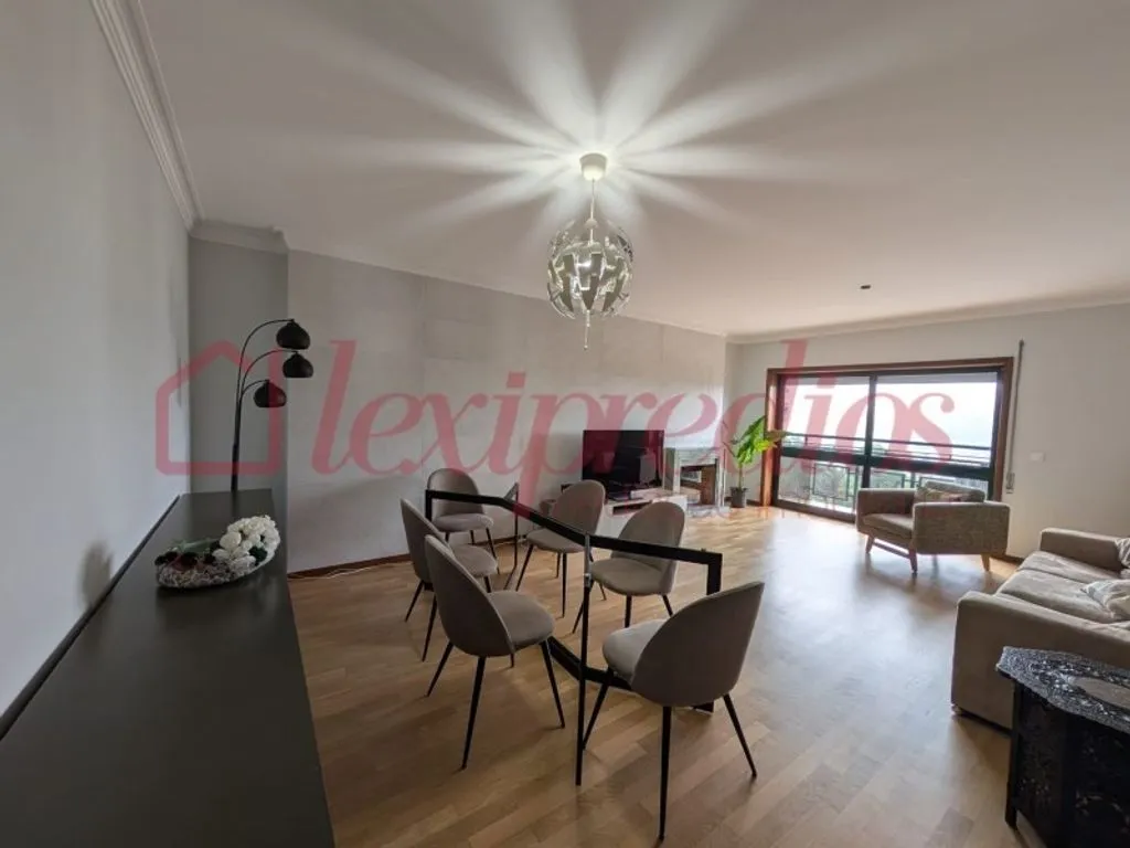 Söögituba - Luxury Flat with City View in Agueda