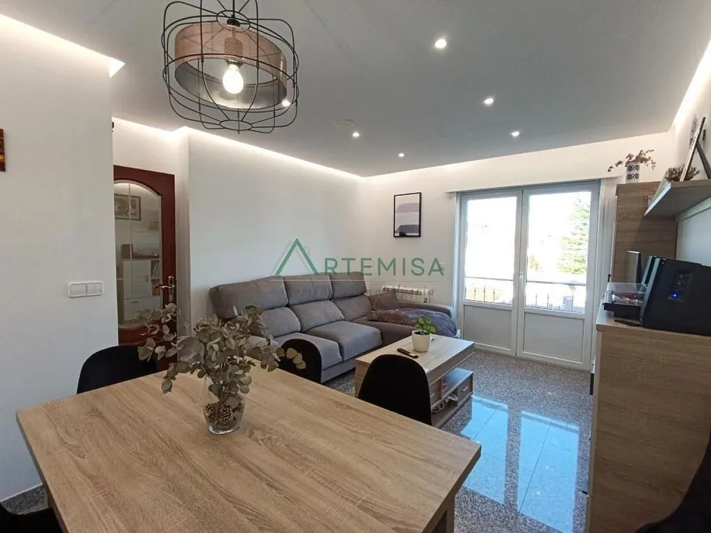 Salle à manger - Duplex with Balcony in Alto del Castaño