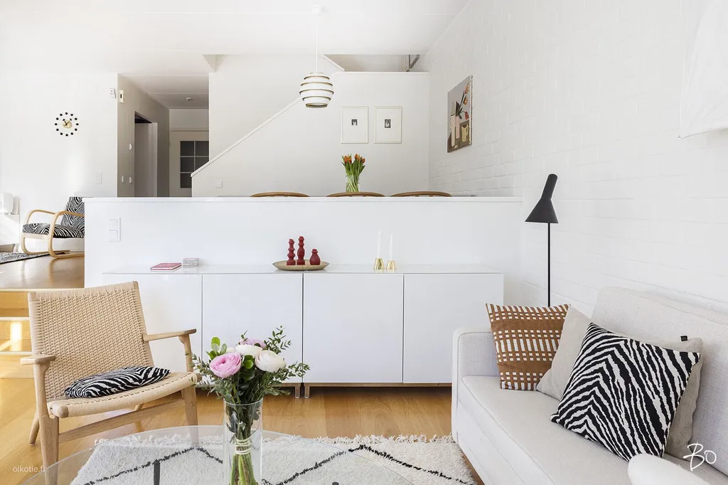 Elutuba - Modernised Apartment with Sea View in Laurinlahti