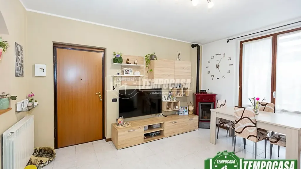 Séjour - Rustic Semi-Detached Villa with Garden in Palazzo Pignano