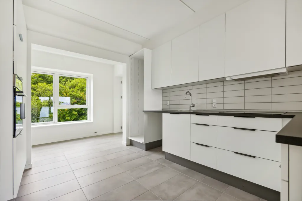 Cuisine - 3-Bed Flat with City View in Aalborg