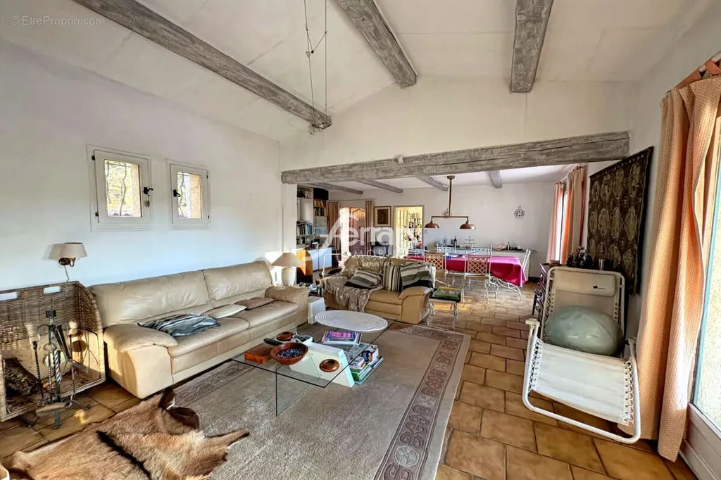 Elutuba - Luxury Villa with Pool in Callas