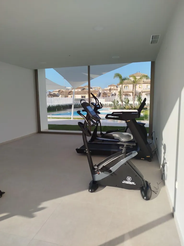 Pièces - New Luxury Complex with Gym in Lomas de Cabo Roig