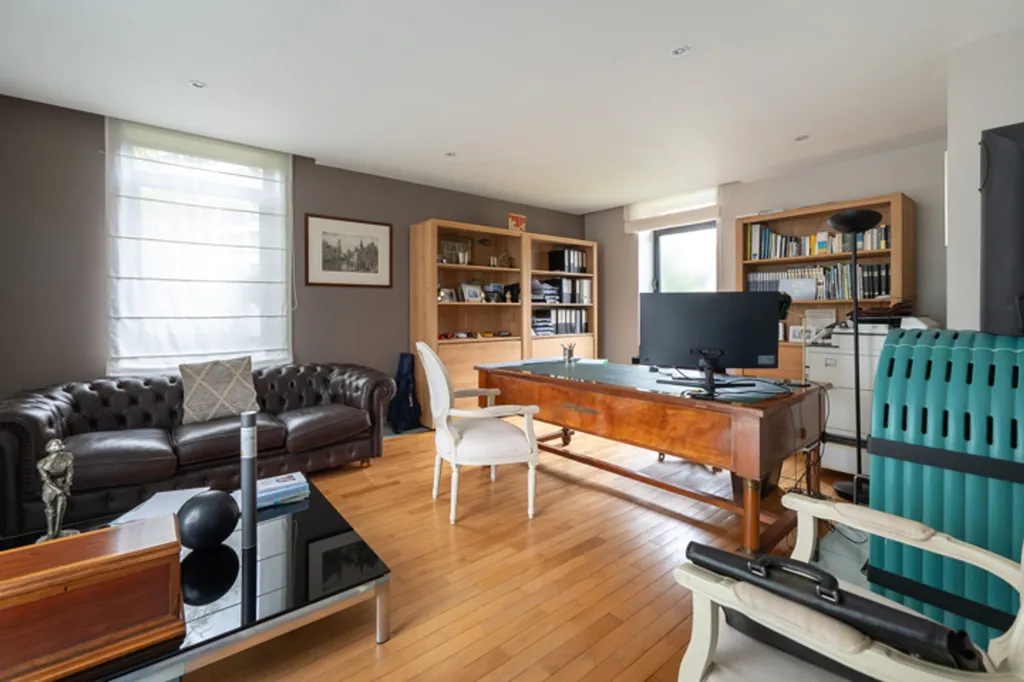 Kabinet - Elegant Villa with Pool in Nivelles