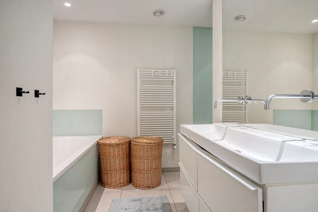 Charming Ground Floor Flat with Garden in Staatsliedenbuurt