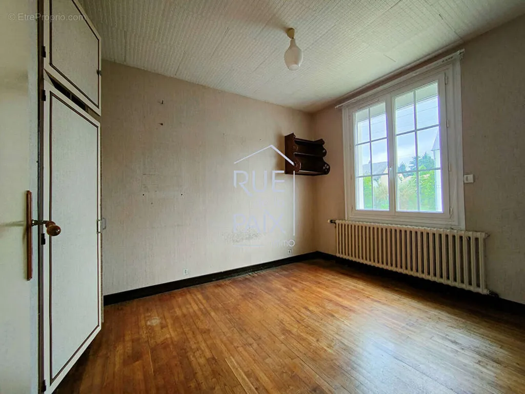 Toad - 3-Bedroom House with Garden in Thuré