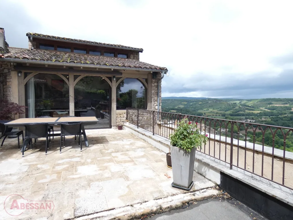 Terrasse - Maison historique avec piscine à Cordes-sur-Ciel