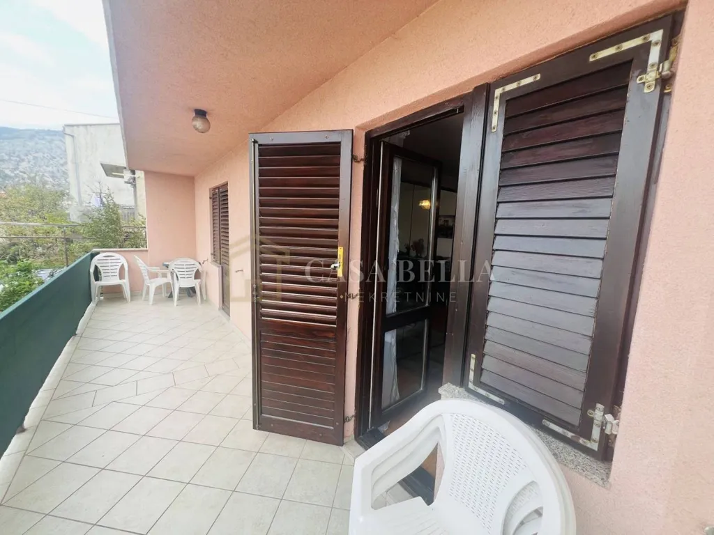 Rõdu - Detached Bungalow with Sea View in Senj
