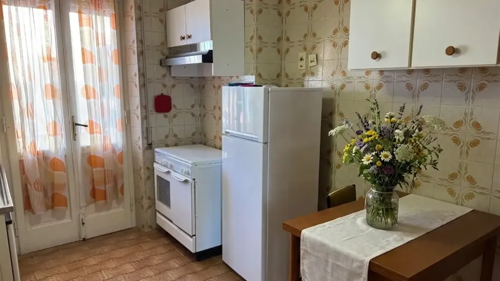 Köök - Bright Apartment with Sea View in Follonica