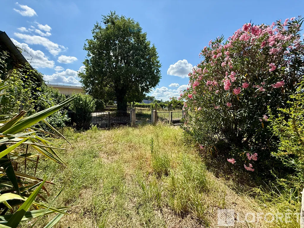 Jardin - Maison Mitoyenne avec Jardinet en Centre-Ville de Langon