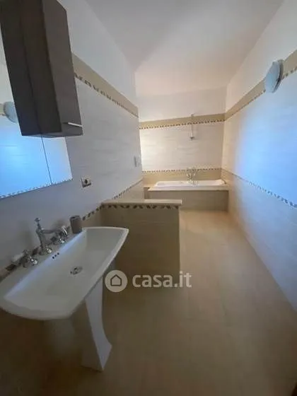 Salles de bain - Triplex with Panoramic View in Caltanissetta