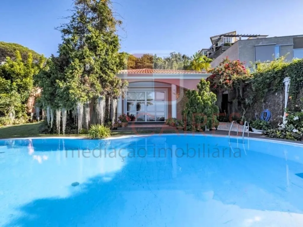 Piscine - Luxury Villa with Panoramic Views in Funchal