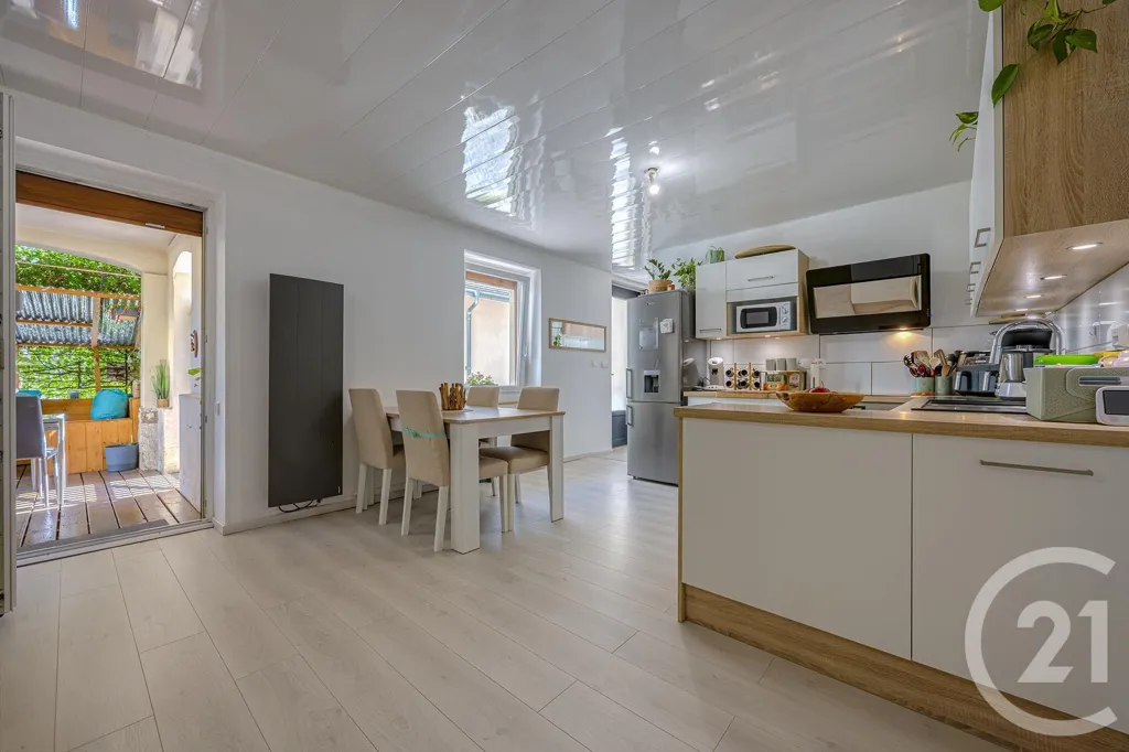 Cuisine - Appartement 3 Pièces avec Jardin à Rumilly
