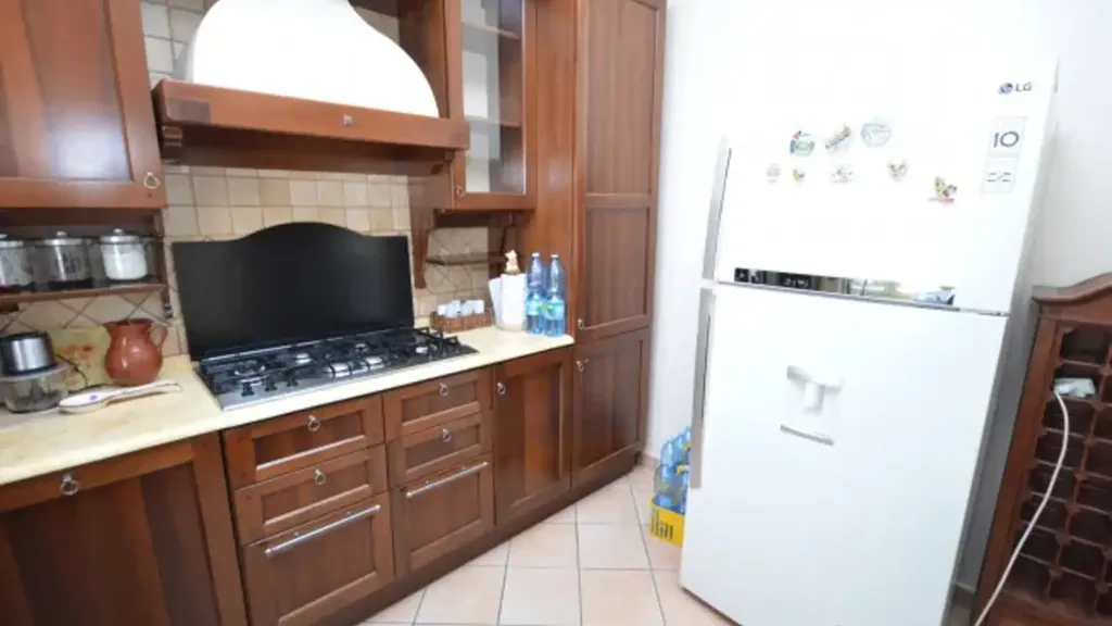 Cuisine - Spacious Apartment with Panoramic View in Rossano