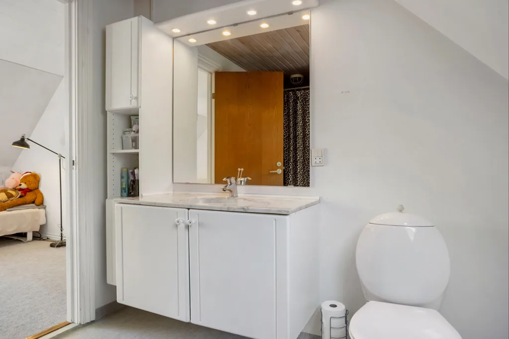 Salles de bain - Spacious Villa with Garden in Mollerup
