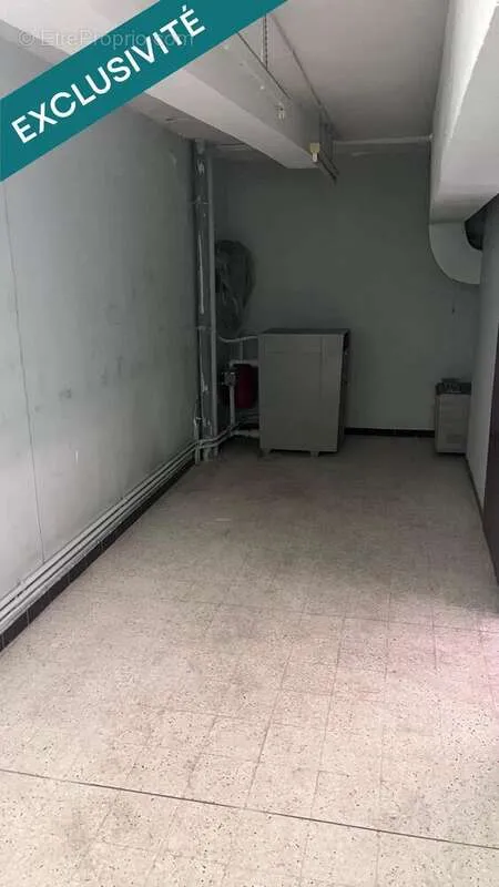 Garage - Local médical avec forte demande à Marseille-13e