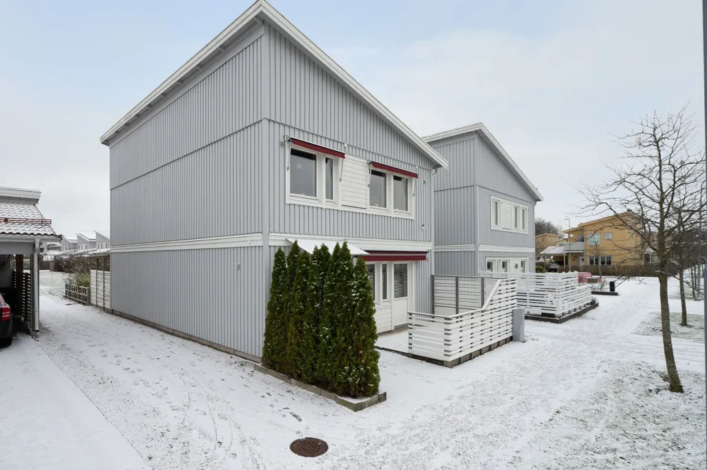 Extérieur - Terraced House with Garden in Lambohov
