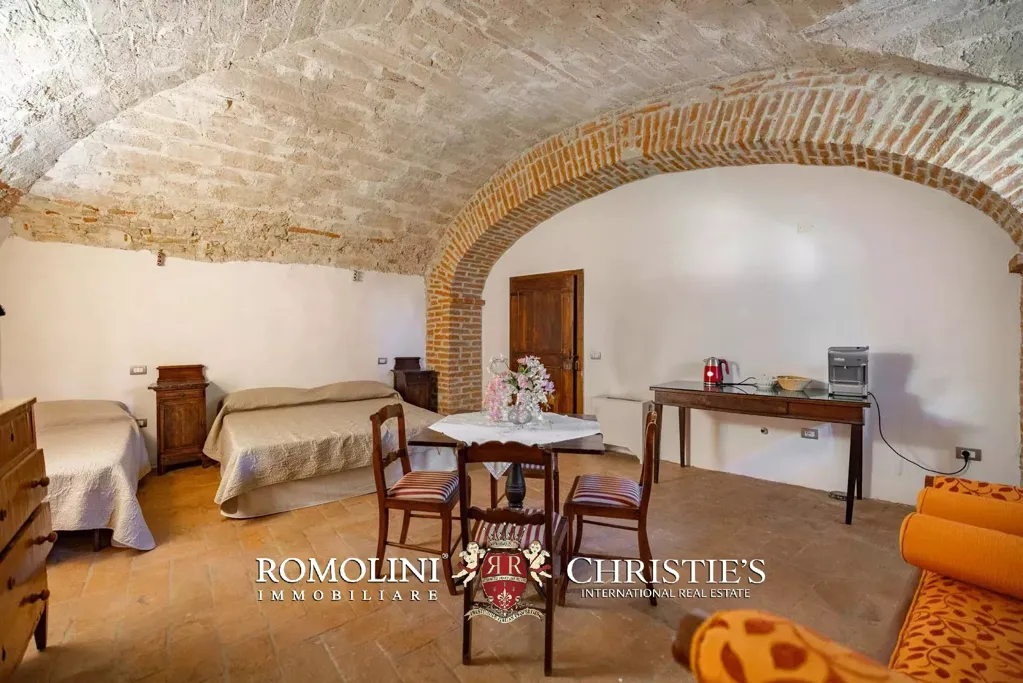 Söögituba - Historic Estate with Castle in Umbria