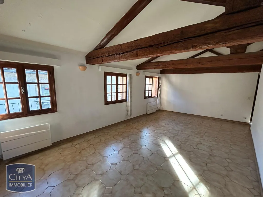 Pièces - Appartement T2 en Centre-Ville de Carpentras