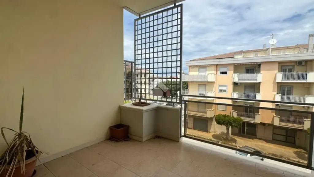 Balcon - Apartment with Three Terraces in Corigliano-Rossano
