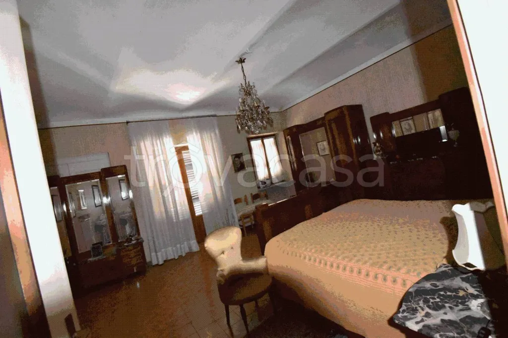 Chambres - Independent House with Terrace in Monteu Roero