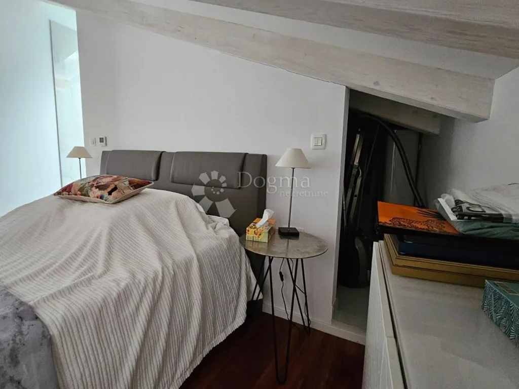 Magamistoad - Apartment with Sea View in Rovinj Centre