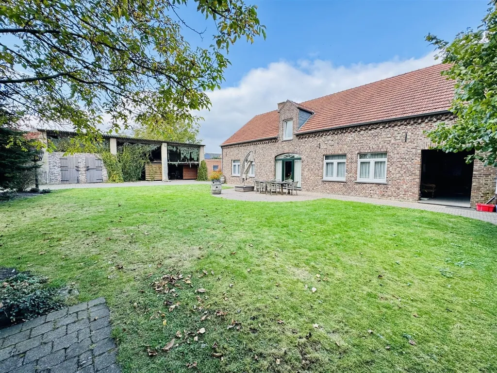 Giardino - Characterful Farmhouse with Stables in Dilsen-Stokkem