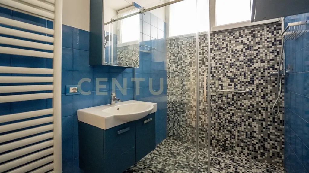 Salles de bain - Fully Rented Apartment with Central Park in Verona
