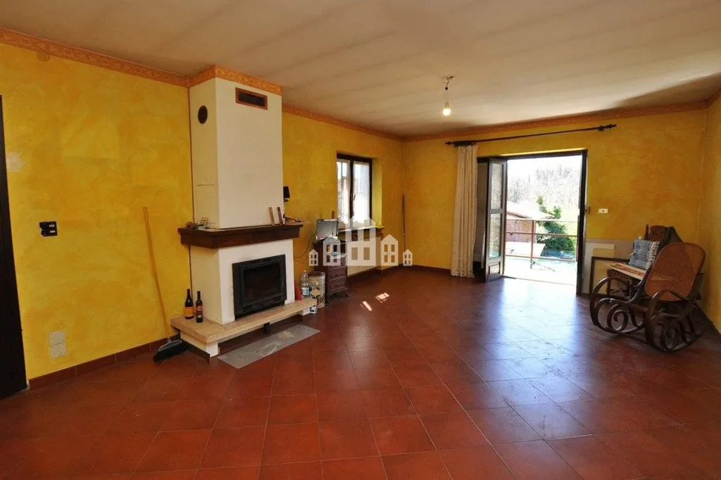 Salón - Independent House with Garden in Valperga