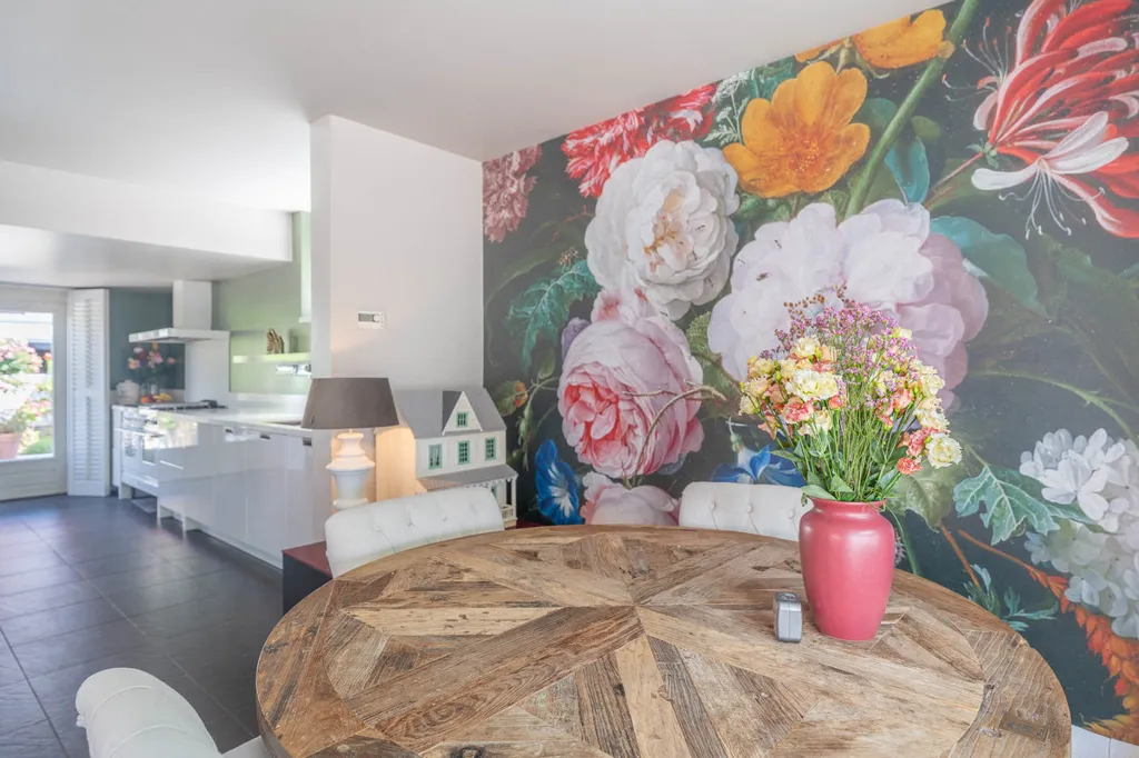 Dining Room - Detached House with Private Garden in Yerseke