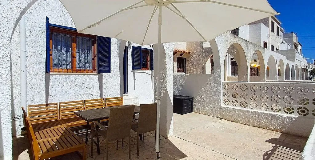 Terrass - Terraced House with Pool in Calas Blancas