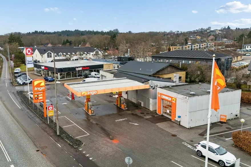 Extérieur - Tank Station with Prominent Location in Silkeborg