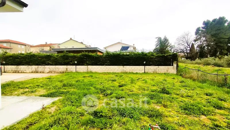 Garden - Renovated Villa with Garden in Orsogna