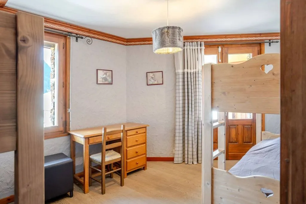 Chambres - Chalet Luxueux avec Vue Montagne à Châtel