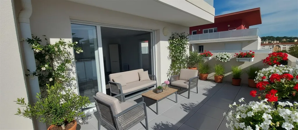 Terrass - Apartment with Terrace in Nîmes