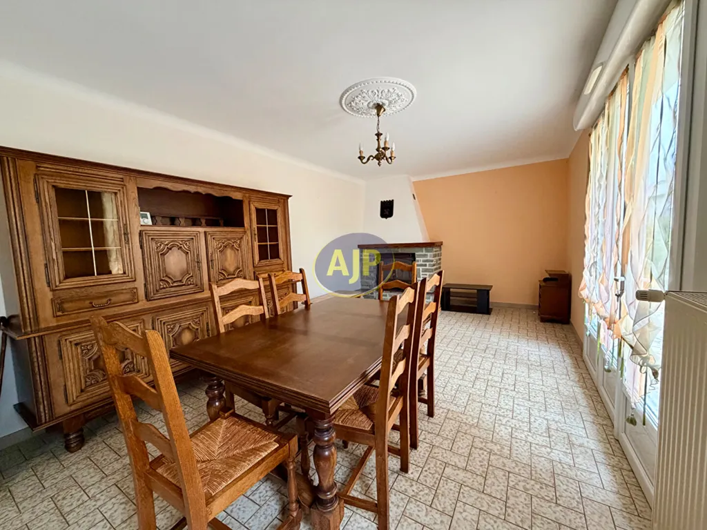 Sala da pranzo - House with Garden in Guemene-Penfao