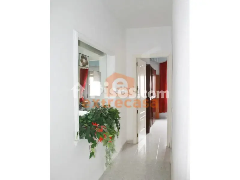 Esik - Apartment with Balcony in Pardaleras, Badajoz