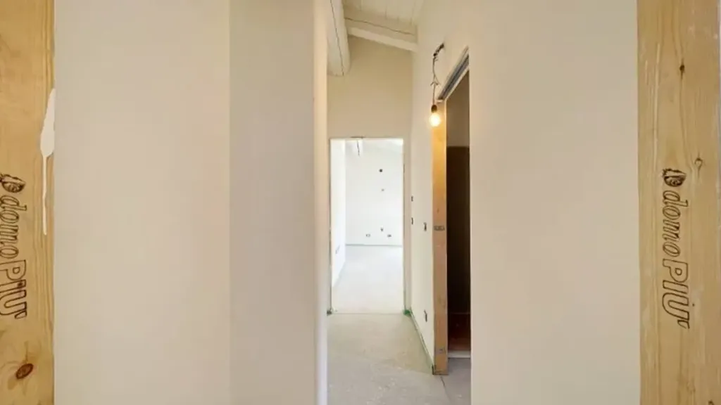 Ingresso - Apartment with Terrace in Cento Centre